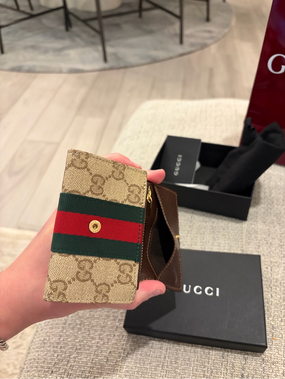 Gucci Bi-fold Card Case with Web GG Supreme Canvas Wallet - Picture 4 of 16